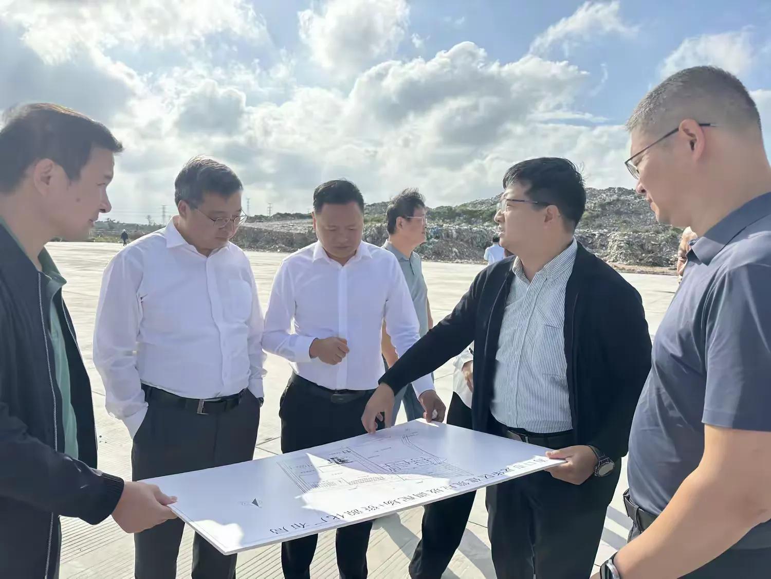 省住建廳汪科副廳長(zhǎng)調(diào)研龍華區(qū)建筑垃圾資源化利用廠及調(diào)配場(chǎng)二期項(xiàng)目(圖3)